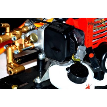 Sulfatadora 2T BRACOG OS-P980 - Detalle Motor
