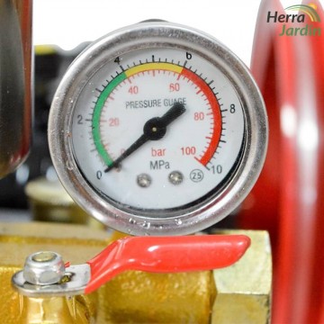 Bomba pistón cerámico BRACOG 30B3 - Sulfatadora - vista detalle manometro