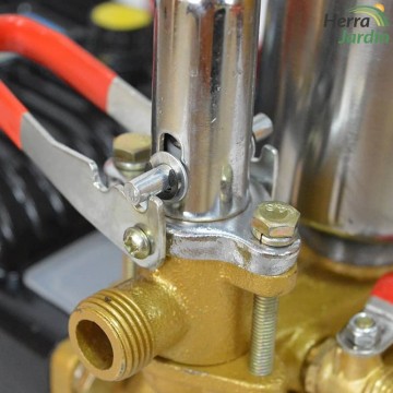 Bomba pistón cerámico BRACOG 30B3 - Sulfatadora - vista detalle